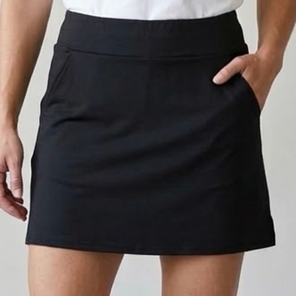 CooRun Black Athletic Tennis Skort Golf Skirt With Pockets & Shorts Med Like New